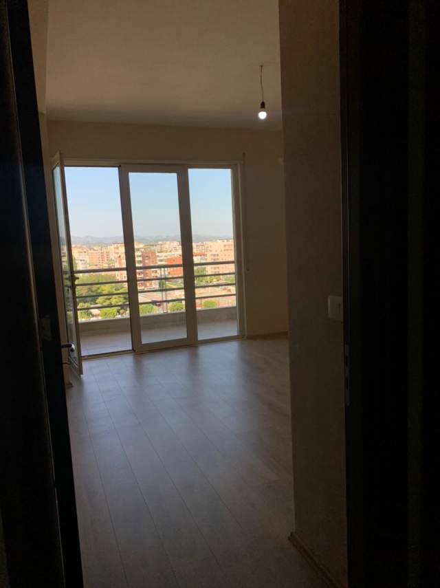 Tirane, jepet me qera 2+1+BLK Kati 7, 125 m² 400 Euro