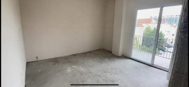 Tirane, shes apartament 2+1+BLK Kati 3, 93 m² 100.000 Euro (rr dibres)