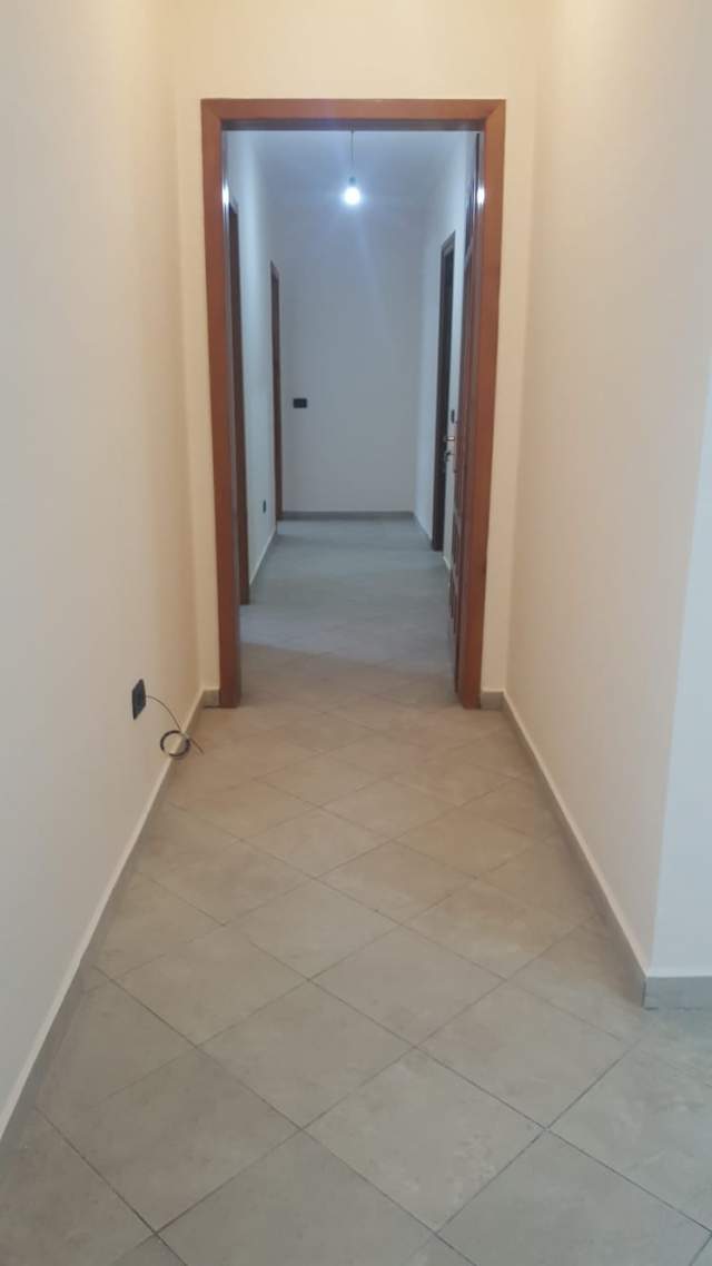 Tirane, shitet apartament 2+1+BLK Kati 8, 124 m² 155.000 Euro (Rruga e Kavajes)