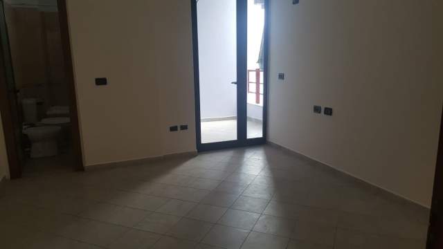 Tirane, shitet apartament 2+1+BLK Kati 8, 124 m² 155.000 Euro (Rruga e Kavajes)