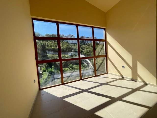 Tirane, shitet Penthouse 3+1+BLK Kati 5, 195 m² 117.000 Euro