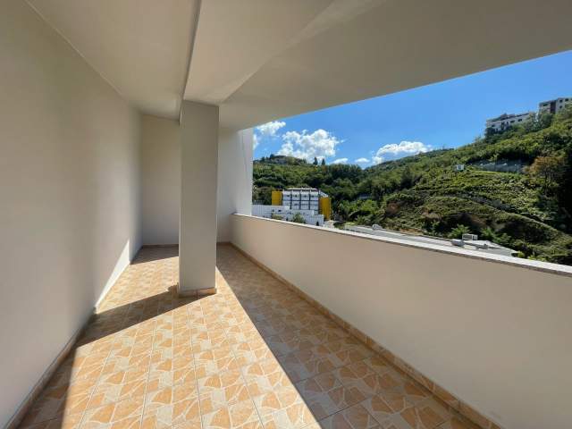 Tirane, shitet Penthouse 3+1+BLK Kati 5, 195 m² 117.000 Euro