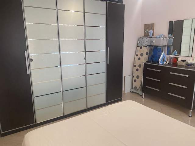 Tirane, jepet me qera apartament 1+1+BLK Kati 6, 89 m² 450 Euro (dibres)