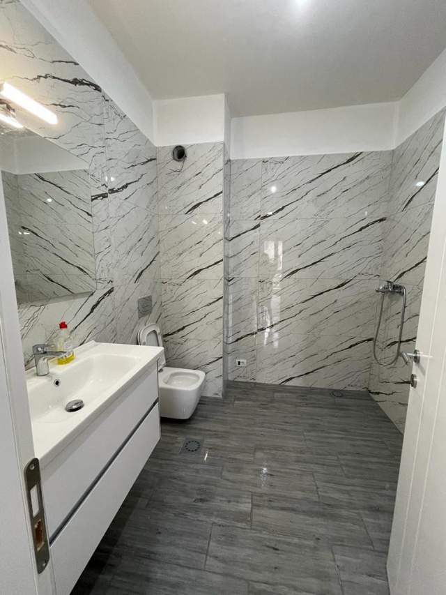 Tirane, jepet me qera apartament 1+1+BLK Kati 2, 72 m² 500 Euro (rruga kavajes)