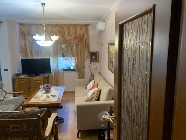 Tirane, shitet apartament 2+1+BLK Kati 8, 93 m² 187.430 Euro (qemal stafa)