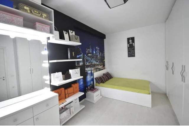 Tirane, jepet me qera apartament 2+1 Kati 7, 100 m² 500 Euro (astir)
