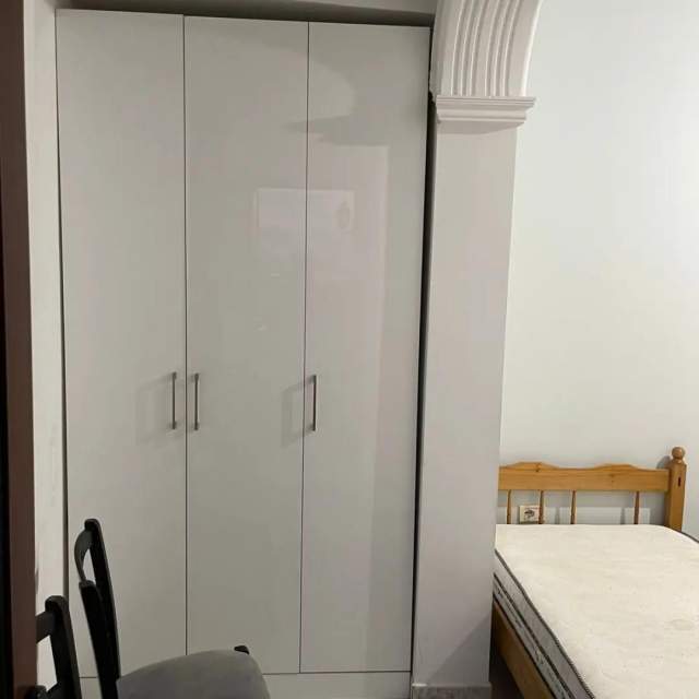 Tirane, jepet me qera apartament 2+1 Kati 3, 400 Euro (rruga  Vasfi Samimi)