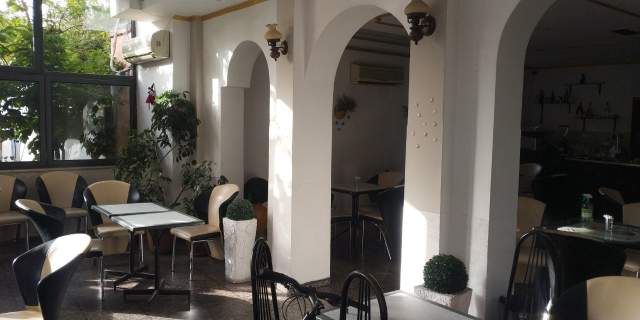 Tirane, jepet me qera lokal Kati 0, 130 m² 550 Euro (siri kodra)