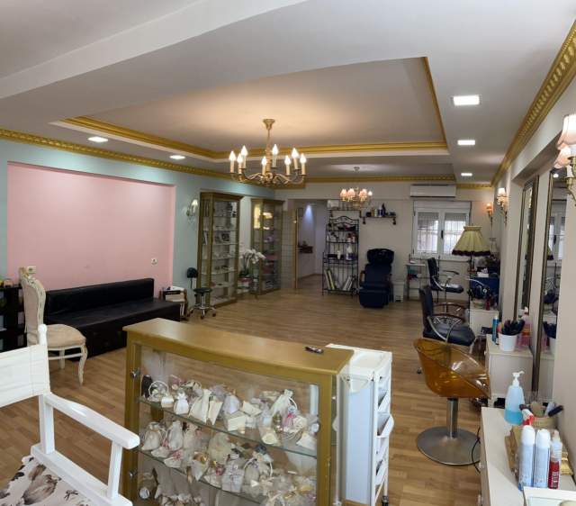 Tirane, jepet me qera apartament duplex 2 Katshe Kati 0, 122 m² 1.000 Euro (Rruga Ded Gjon Luli)