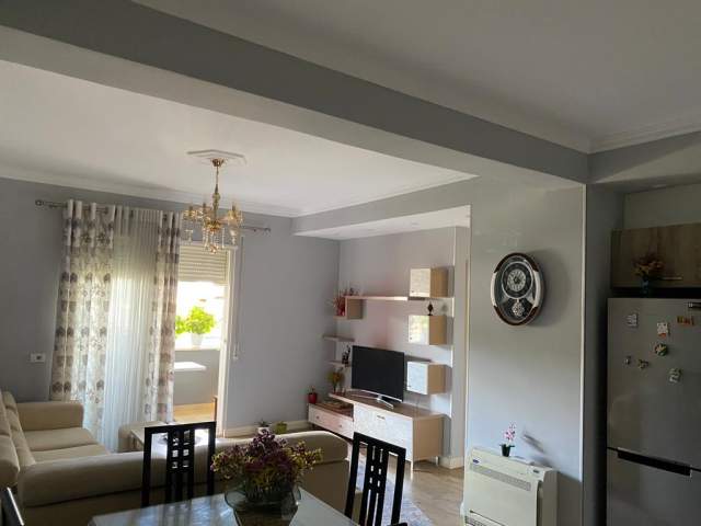 Tirane, jepet me qera apartament 2+1+BLK Kati 7, 100 m² 430 Euro (bedri karapici)