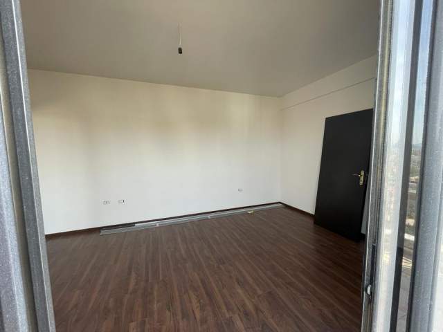 Tirane, shitet apartament 1+1+BLK Kati 8, 78 m² 79.000 Euro (besim alla)