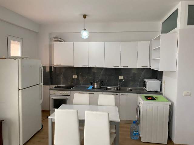 Tirane, ofert apartament 3+1+BLK Kati 3, 120 m² 400 Euro (dalip topi)