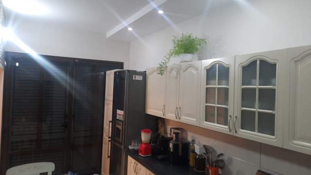 Tirane, jepet me qera apartament 3+1+BLK Kati 2, 126 m² 500 Euro (bulevardi gjergj fishta)