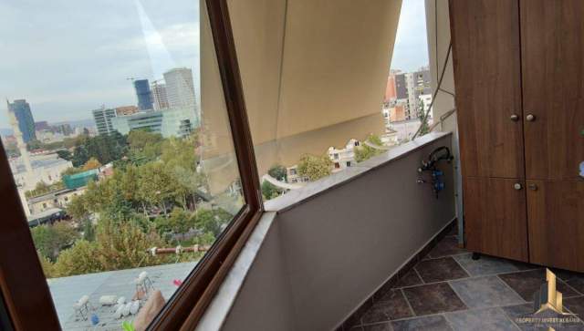 Tirane, jepet me qera apartament 1+1+BLK Kati 10, 70 m² 440 Euro