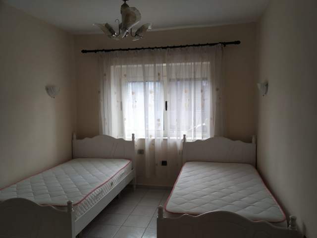 Tirane, shitet apartament 2+1 Kati 1, 80 m² 87.000 Euro (sitki cico)