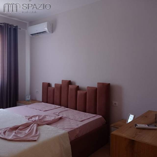 Tirane, jepet me qera apartament 2+1+BLK Kati 8, 120 m²  (Rruga ''Dritan Hoxha'')