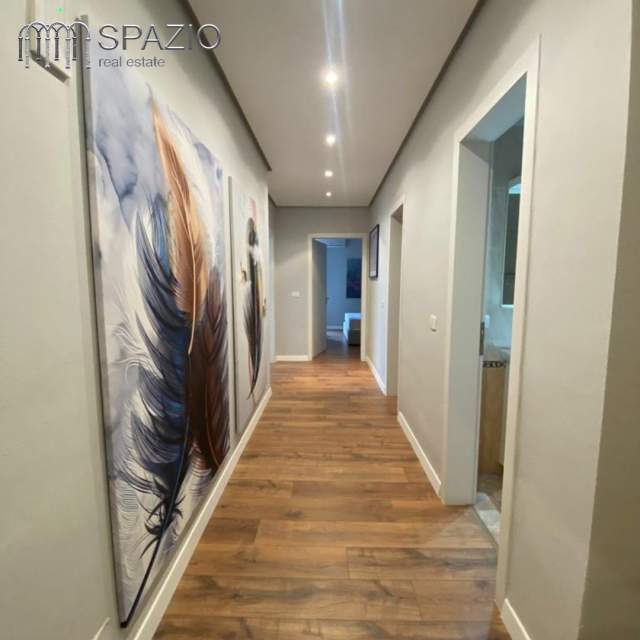 Tirane, jepet me qera apartament 2+1+BLK Kati 13, 125 m² 850 Euro (Ish Ekspozita)