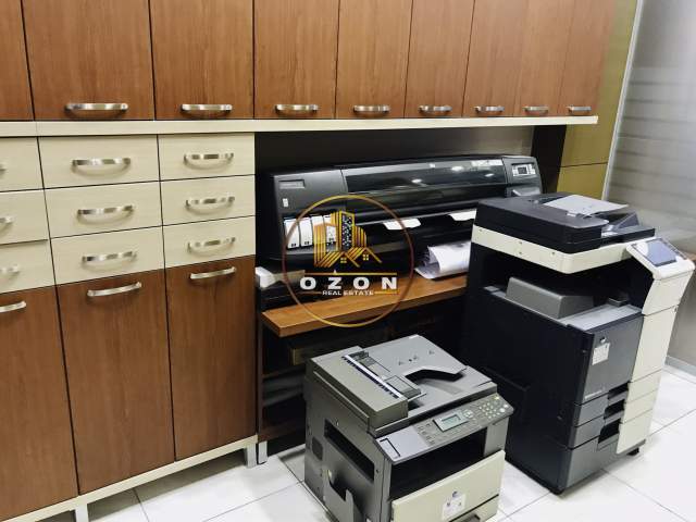 Tirane, shitet ambjent biznesi Kati 1, 95 m² 251.750 Euro (Rruga e Kavajes)