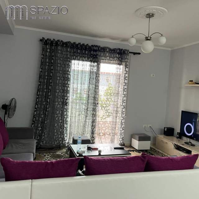 Vlore, shitet apartament 1+1+BLK 90 m² 80.000 Euro (Pedonale Vlore)