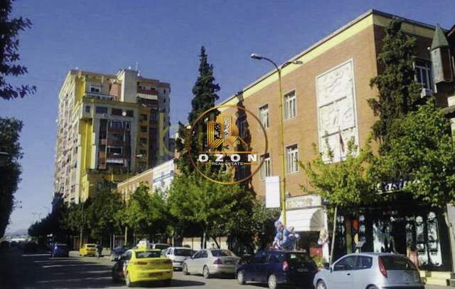 Tirane, jepet me qera Kati 0, 85 m² 1.200 Euro