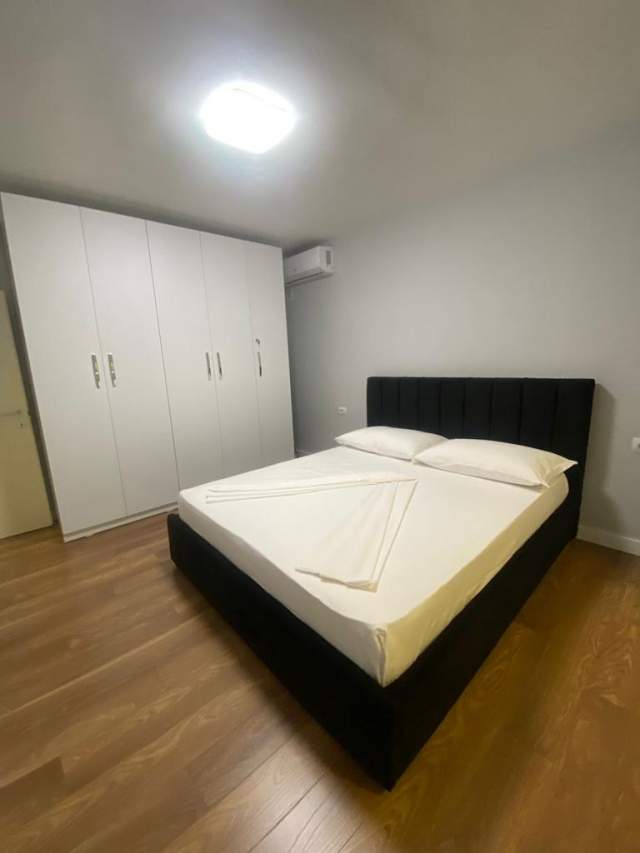 Tirane, jepet me qera apartament 1+1+BLK Kati 1, 65 m² 500 Euro (stadiumi dinamo)