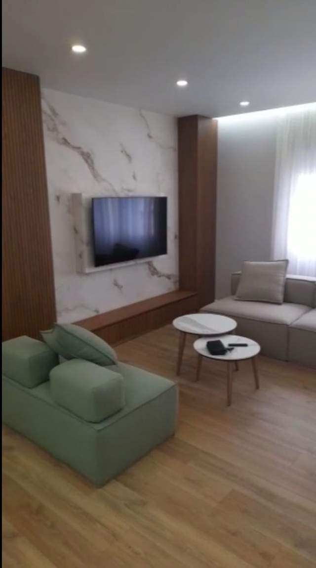 Tirane, jepet me qera apartament 2+1+BLK Kati 3, 105 m² 900 Euro