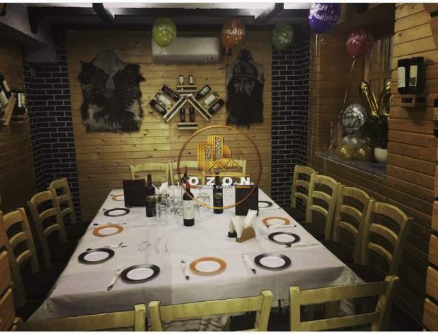 Tirane, jepet me qera bar-resorant Kati 0, 88 m² 1.100 Euro (Myslym Shyri)
