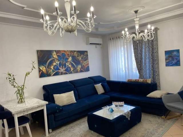 Tirane,  apartament 2+1 Kati 5, 85 m² 500 Euro (Komuna e Parisit)