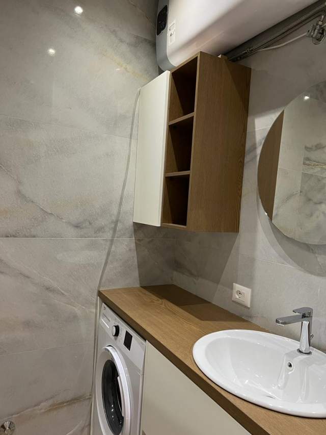 Tirane, shitet apartament 2+1+BLK Kati 1, 103 m² 140.000 Euro (Rruga Peti)