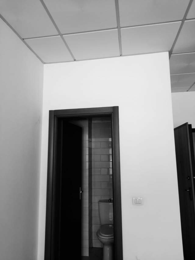Tirane, shitet dyqan Kati 1, 31 m² 45.000 Euro (don bosko)
