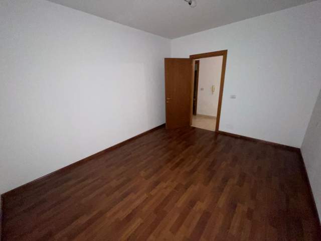 Tirane, shitet apartament 2+1+BLK Kati 2, 200 m² 185.000 Euro (ASIM VOKSHI)