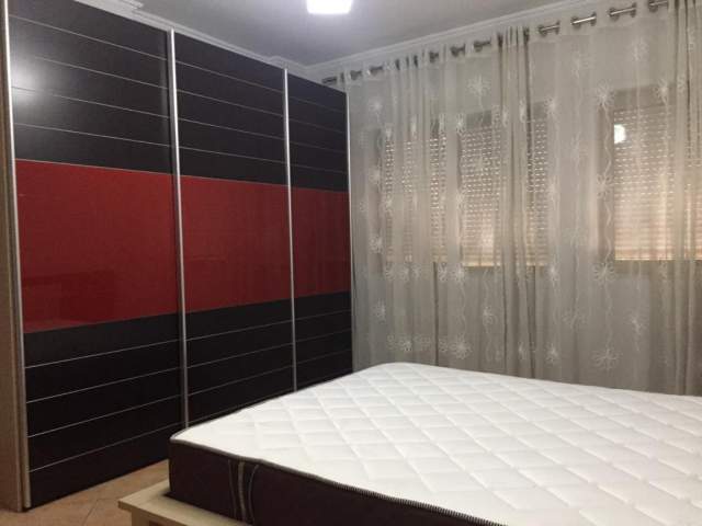 Tirane, jepet me qera apartament 2+1+A Kati 3, 85 m² 550 Euro (HIME KOLLI)
