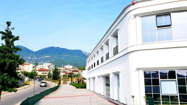 Tirane, jepet me qera apartament 538 m² 3.000 Euro (Rruga e Kokonozve Tirane)