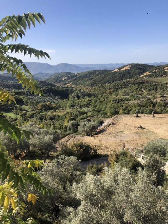 Tirane, shitet Vile 640 m² 230.000 Euro (SURREL)