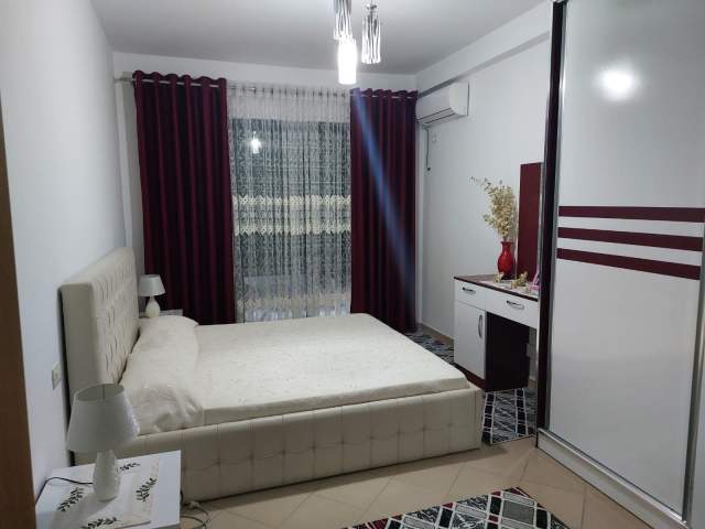 Tirane, shitet apartament , 2+1 , yzberishtm ,110 m² 100.000 Euro