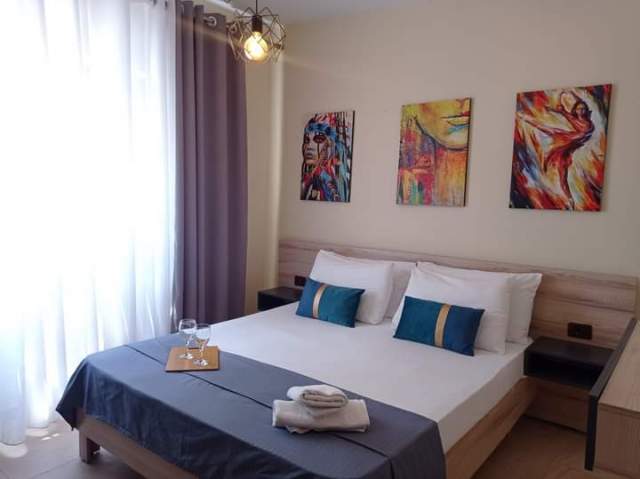 Tirane,  apartament 1+1+BLK Kati 2, 79 m² 60.000 Leke (Qender ,tek kafe Flora)