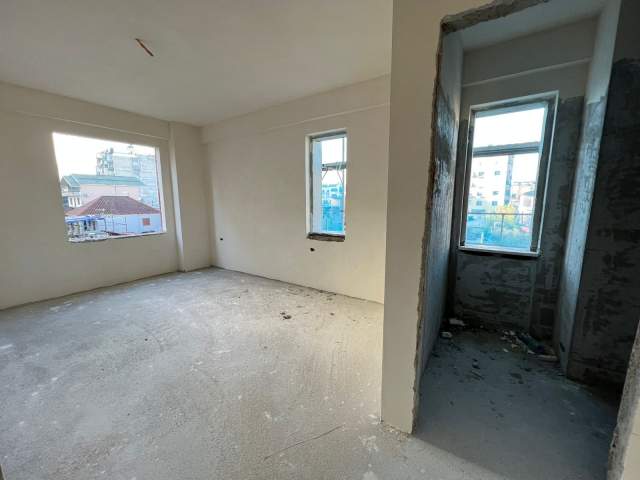 Tirane, shitet apartament 2+1+BLK Kati 1, 100 m² 125.000 Euro (BULEVARDI I RI)