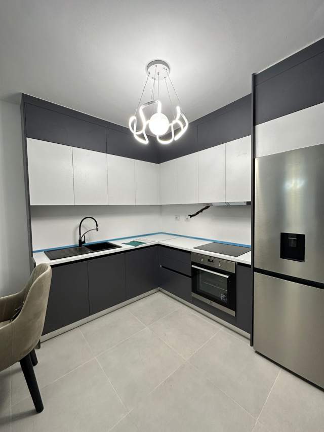 Tirane, jepet me qera apartament 1+1 Kati 5, 70 m² 400 Euro (Turdiu, Fusha Aviacionit)