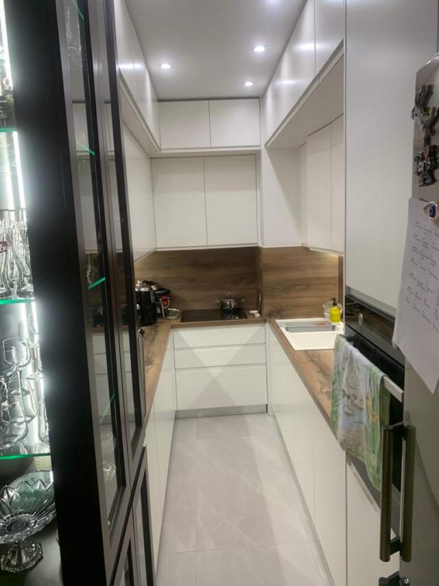 Tirane, shitet apartament 2+1 Kati 5, 87 m² 145.000 Euro (Pas maternitetit te ri)