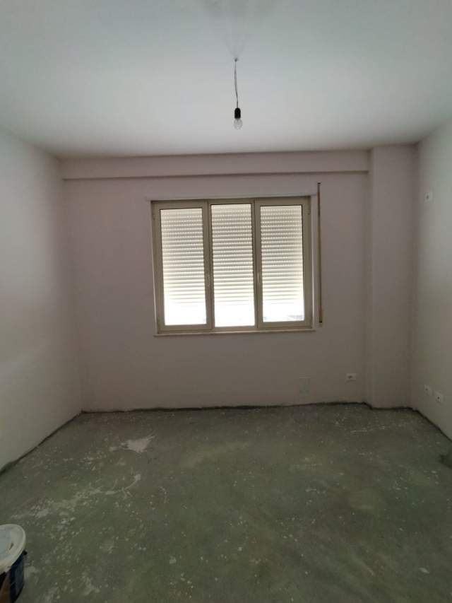 Tirane, shitet apartament 2+1 Kati 5, 106 m² 138.500 Euro (Stacioni i Trenit)