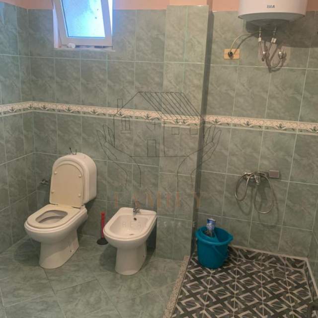 Tirane, jepet me qera apartament 3+1+BLK Kati 2, 110 m² 350 Euro (selite)