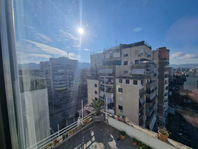 Tirane, jepet me qera zyre Kati 9, 55 m² 400 Euro (Rruga e Kavajes)