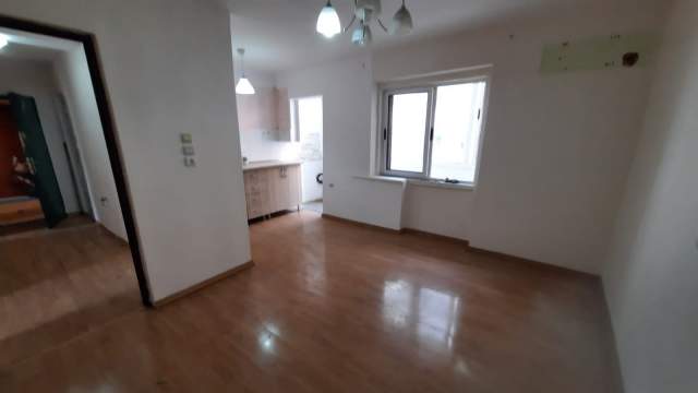 Tirane, shes apartament 3+1+BLK Kati 4, 95 m² 130.000 Euro (pazari i ri)