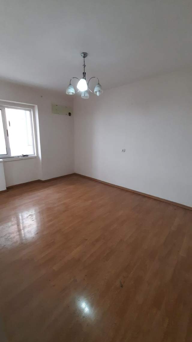 Tirane, shes apartament 3+1+BLK Kati 4, 95 m² 130.000 Euro (pazari i ri)