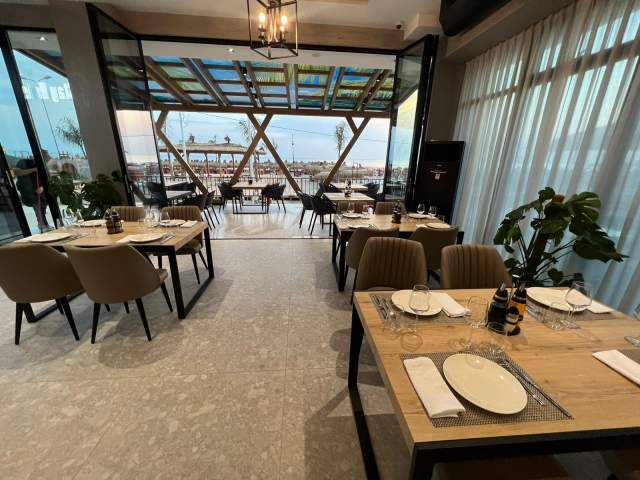 Shkembi Kavajes, shitet hotel Kati 0, 700 m² 2.000.000 Euro (Shkembi i Kavajes)