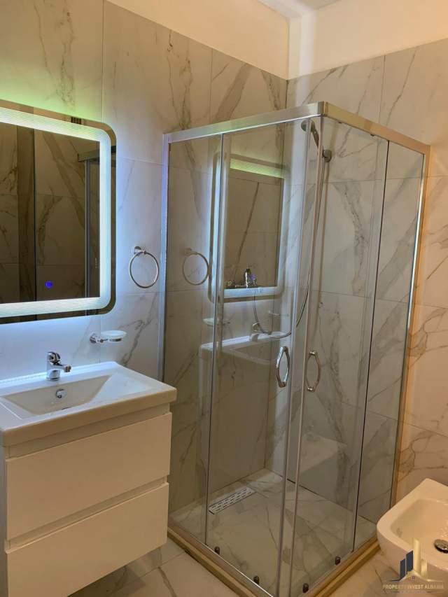 Tirane, jepet me qera apartament 1+1+A+BLK Kati 6, 72 m² 700 Euro (Ambasador 1 , RTSH)