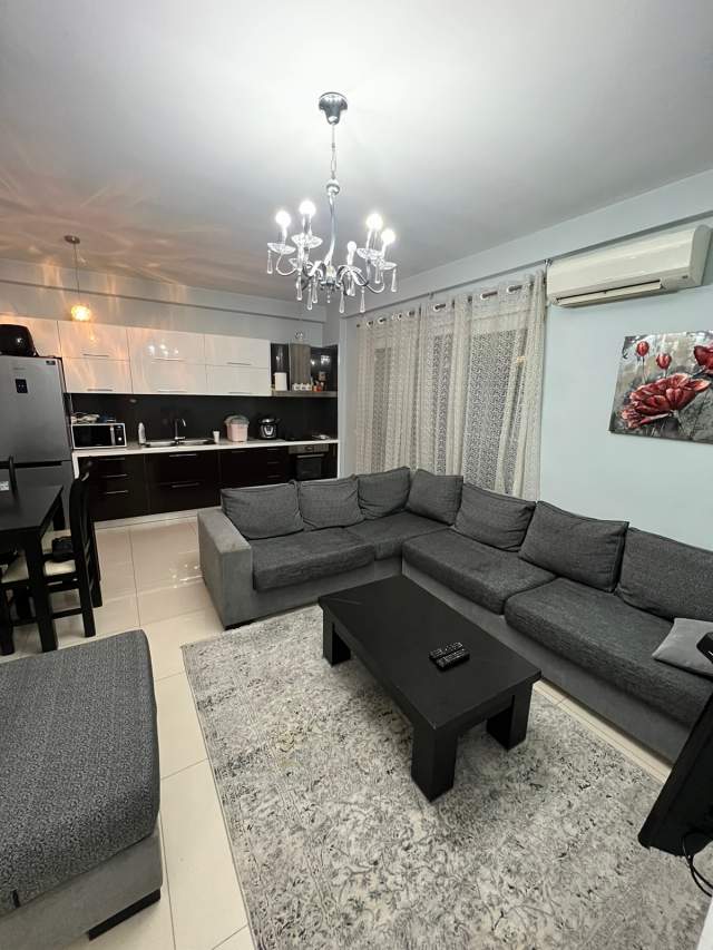 Tirane, shitet apartament 1+1 Kati 7, 56 m² 75.000 Euro (Don Bosko)