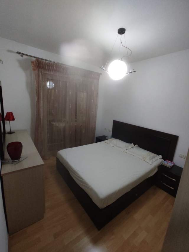 Tirane, jepet me qera apartament 2+1+BLK Kati 1, 84 m² 450 Euro (Rruga Ndre Mjeda)