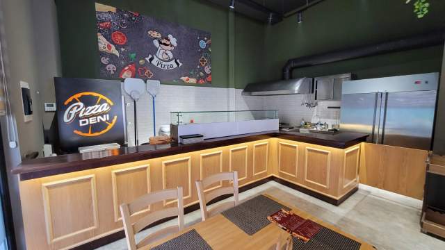 Tirane, jap me qera lokal Kati 1, 85 m² 850 Euro (ish parku)