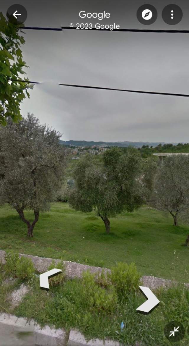 Shitet Truall: 16,730m2 📍Në Farkë Rr. Kryesore (100€/m2) Me Hipoteke - Toke E Kuqe (Intensitet 0.6)